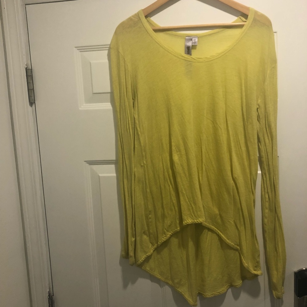 Yellow Wilt Long Sleeve (Medium)
